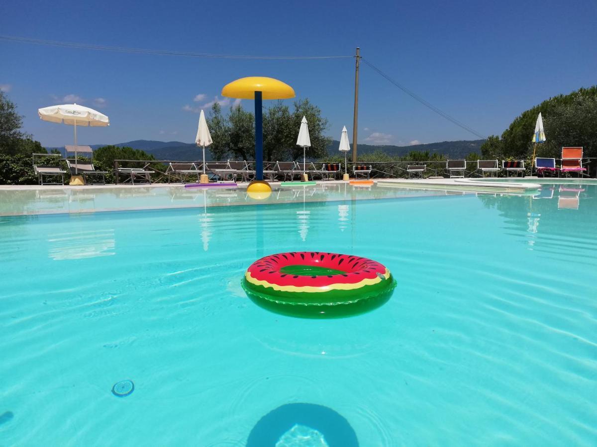 Cerquestra Camping Village Monte del Lago ภายนอก รูปภาพ