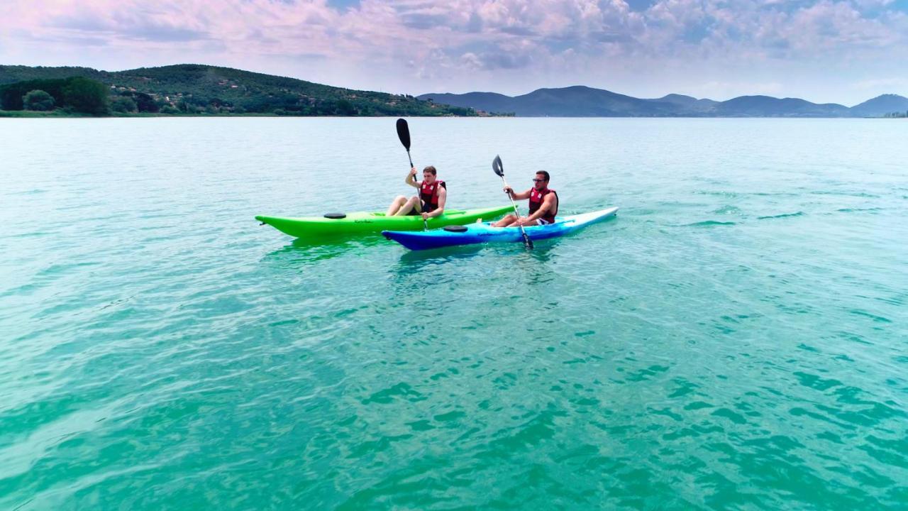 Cerquestra Camping Village Monte del Lago ภายนอก รูปภาพ